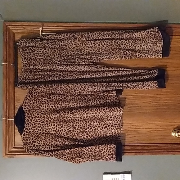 Women's  Simply Vera Velour Pajama Set - Picture 7 of 10